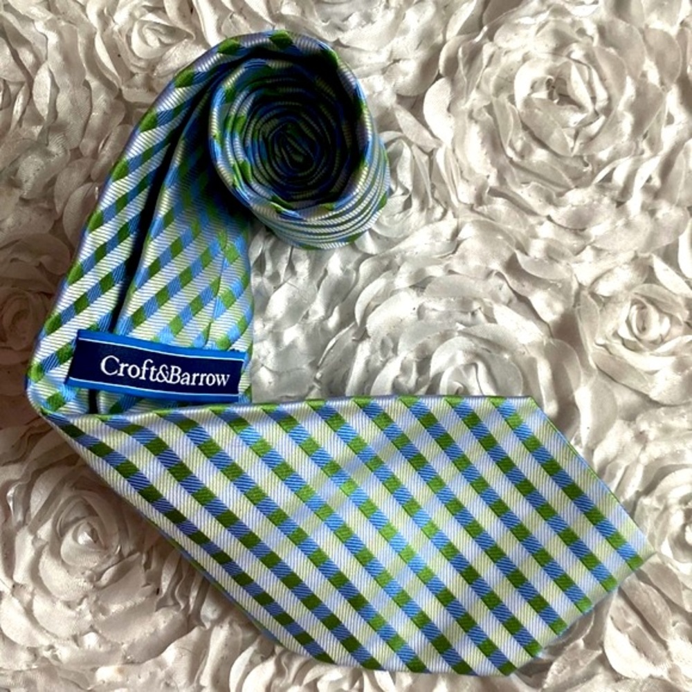 New Croft & Barrow mens silk tie